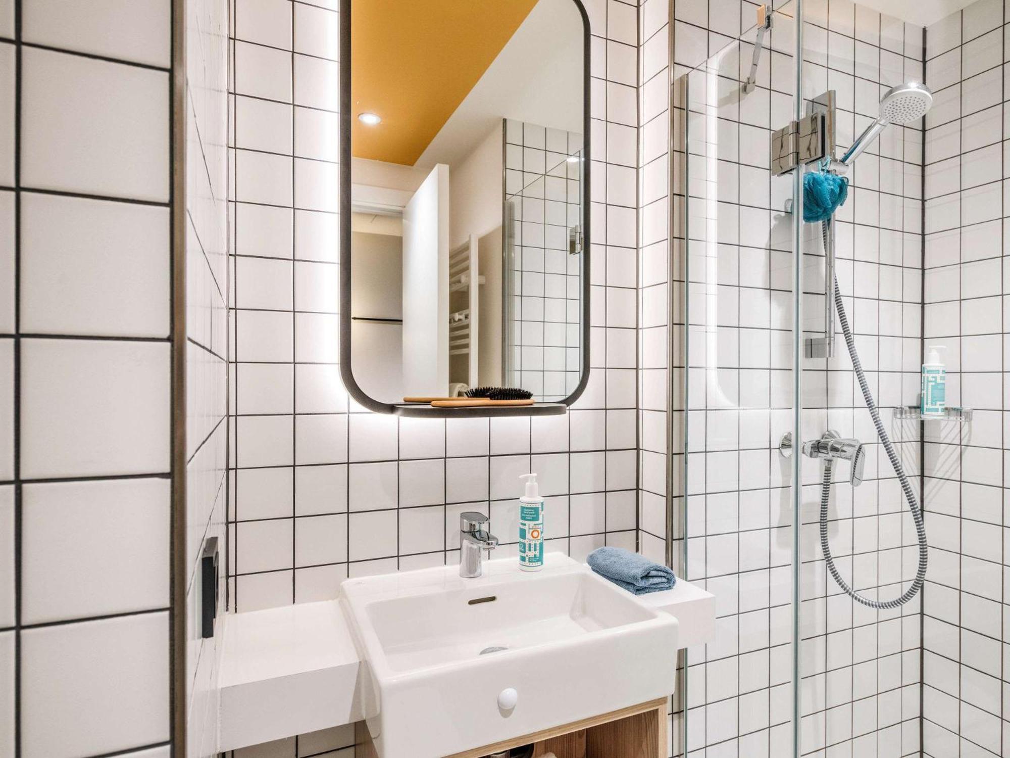 Aparthotel Adagio Access Porte De Camargue Saint-Martin-de-Crau Exterior foto